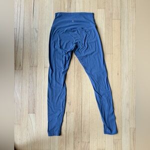 Size 6 Lululemon Aligns 28”